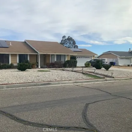 Image 2 - 16198 Westland Drive, Victorville, CA 92395, USA - House for sale