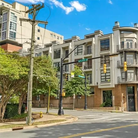 Image 1 - Courtside Condominiums, 505 East 6th Street, Charlotte, NC 28202, USA - Condo for sale