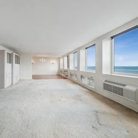 Image 4 - 1110 North Lake Shore Drive, Chicago, IL 60611, USA - House for sale