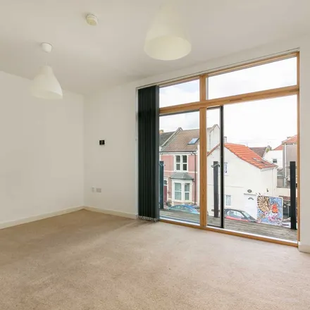 Image 4 - Chessel Street, Bristol, BS3 3DS, United Kingdom - Apartment for rent