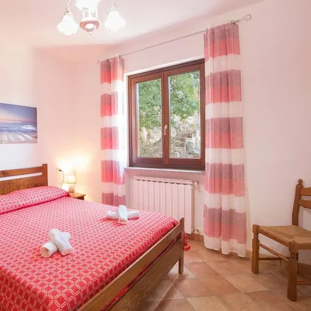 Rent this 3 bed apartment on Joppolo in Via Bonello, 89863 Joppolo VV
