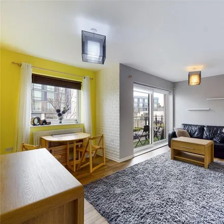 Image 2 - Thorney House, 1-57 Drake Way, Reading, RG2 0GZ, United Kingdom - Apartment for rent