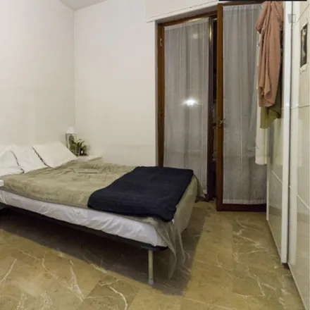 Rent this 4 bed room on Hotel Perugino in Via Perugino, 20135 Milan MI