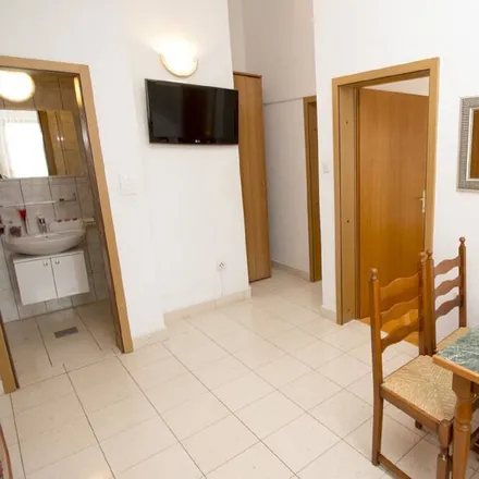 Image 8 - Grad Omiš, Split-Dalmatia County, Croatia - Apartment for rent