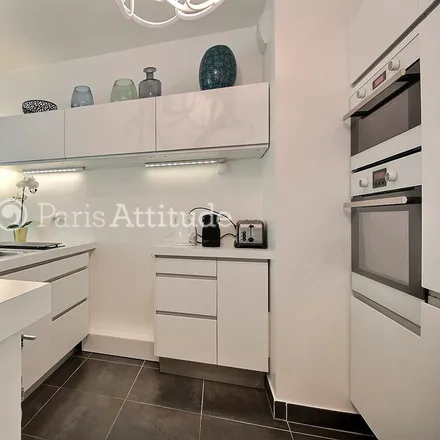 Image 8 - 160 Boulevard de Grenelle, 75015 Paris, France - Apartment for rent
