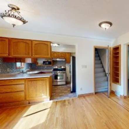 Buy this 3 bed apartment on 1035 Oxford Street North in North End, Saint Paul