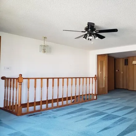 Image 2 - 219 West Elm Avenue, Elm Creek, Buffalo County, NE 68836, USA - House for sale