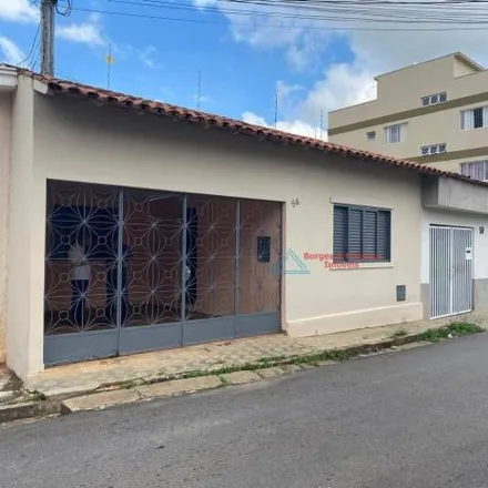 Image 2 - Rua Doutor Orestes Diniz, Bom Pastor, Varginha - MG, 37002-200, Brazil - House for sale