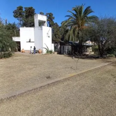 Buy this 2 bed house on Avenida Argentina in Lomas Oeste, Villa Allende