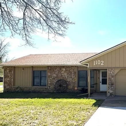 Buy this 3 bed house on unnamed road in Coffeyville, KS 67337