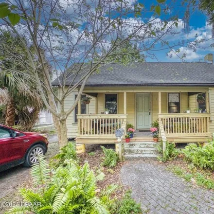 Buy this 2 bed house on 304 Murray Street in New Smyrna Beach, FL 32168