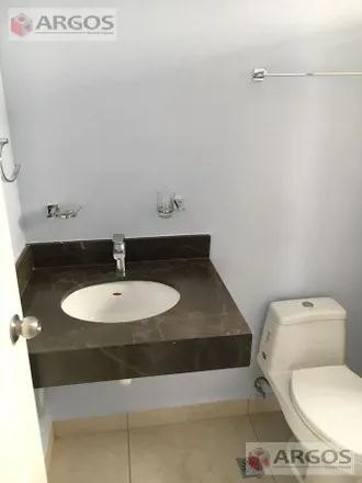 Rent this studio house on Avenida Miguel Alemán in 66600 Apodaca, NLE