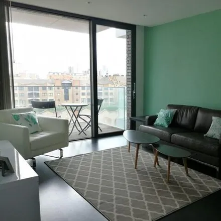 Rent this 2 bed apartment on Meranti House in Alie Street, London
