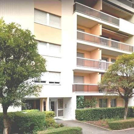 Rent this 1 bed apartment on 1 Place de la Mairie in 21240 Talant, France