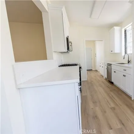 Image 4 - 911 N Fickett St, Los Angeles, California, 90033 - House for sale
