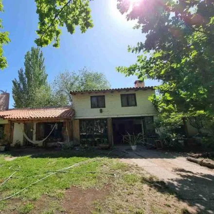 Buy this 2 bed house on Río Paraná 522 in Villa María, Neuquén