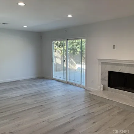 Image 3 - 7412 Gazette Avenue, Los Angeles, CA 91306, USA - House for rent