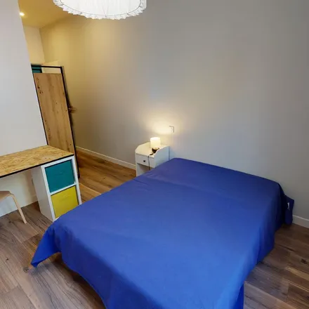 Rent this 4 bed apartment on Bordeaux Jet in Quai Numa Sensine, 33310 Lormont