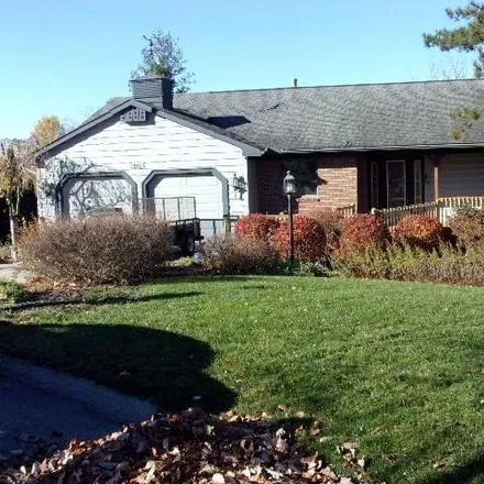Rent this 4 bed house on 35699 Tall Pine Road in Farmington, Oakland County