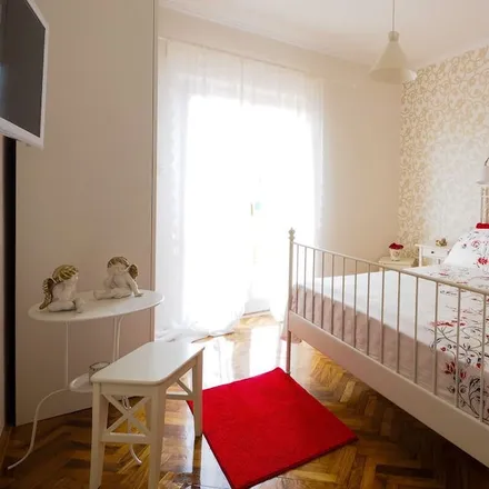 Rent this 4 bed house on Močići in Dubrovnik-Neretva County, Croatia
