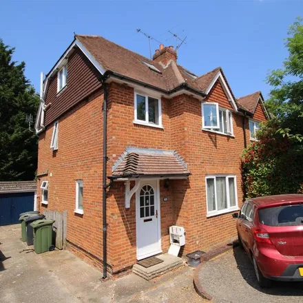 Rent this 4 bed house on 43 Beech Grove in Guildford, GU2 7UZ