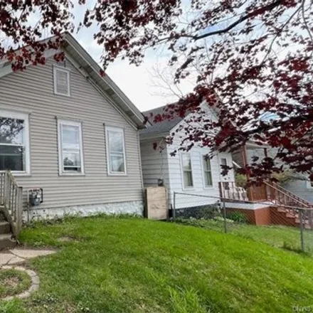 Buy this 3 bed house on 108 South Carbon Street in City of Syracuse, NY 13203