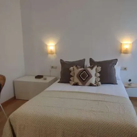 Rent this 2 bed apartment on Carrer del Comte Borrell in 109, 08001 Barcelona