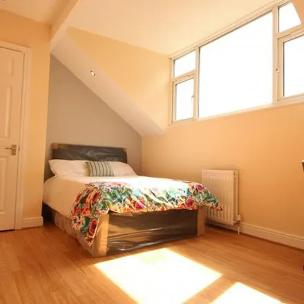 Rent this 7 bed townhouse on St Michaels Stores in 52 St Michael's Lane, Leeds