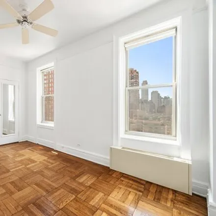 Image 8 - 156 East 79th Street, New York, NY 10075, USA - Apartment for sale
