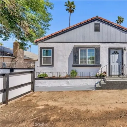 Image 4 - 1261 Center Street, Highgrove, Riverside County, CA 92313, USA - House for sale