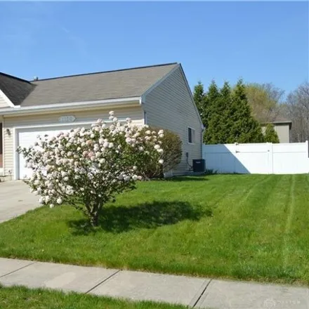 Buy this 4 bed house on 2810 Wooden Lane in Troy, OH 45373