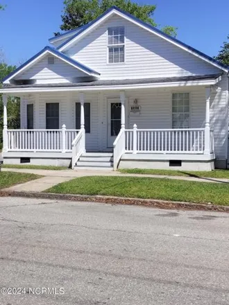 Buy this 4 bed house on 291 Kendall Avenue in Wilmington, NC 28401