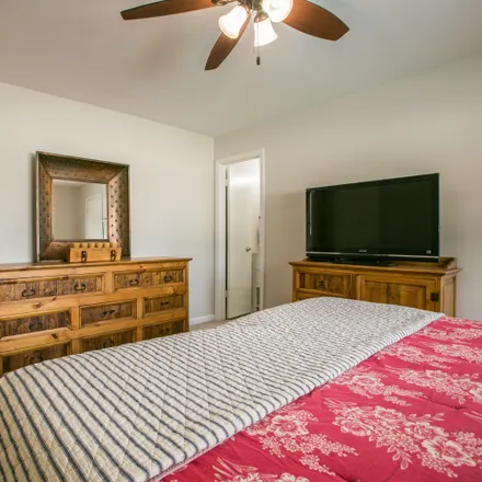 Image 8 - 3425 Yosemite Drive Northeast, Tramway Highpoint (HOA), Albuquerque, NM 87111, USA - House for sale