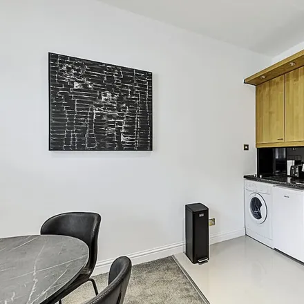 Image 7 - London, W1T 4SL, United Kingdom - Apartment for rent