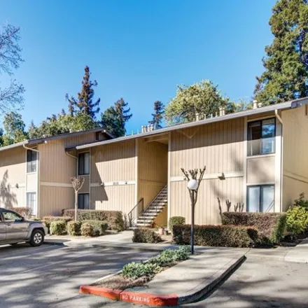 Buy this 1 bed condo on 2141 Northwood Circle in Concord, CA 94520