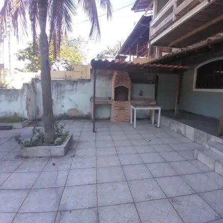 Buy this 6 bed house on Rua Vice-Almirante Zetho Cardoso Caldas in Piratininga, Niterói - RJ