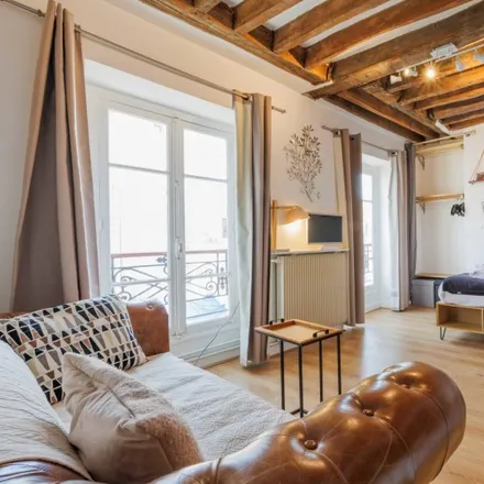 Image 5 - 6 Rue du Champ de Mars, 75007 Paris, France - Apartment for rent
