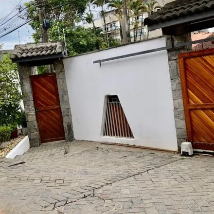 Buy this 2 bed house on Rua Gastão Madeira in Sumaré, Ubatuba - SP