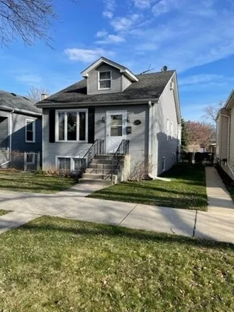 Buy this 3 bed house on 5012 West Winnemac Avenue in Chicago, IL 60630