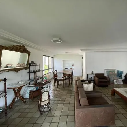 Rent this 3 bed apartment on Rua Confederação do Equador in Graças, Recife -