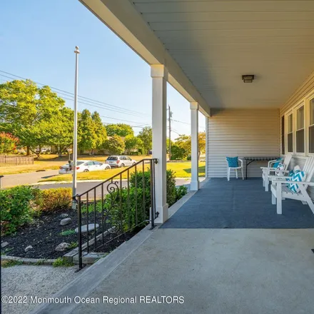 Image 3 - 27 Bampton Place, West Long Branch, Monmouth County, NJ 07764, USA - House for sale