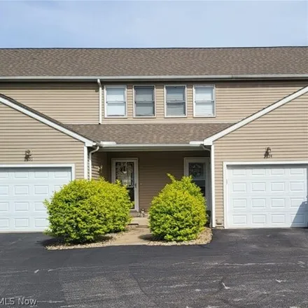 Buy this 2 bed condo on 3630 Mercedes Place in Starrs Corners, Mahoning County