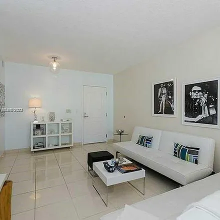 Rent this 1 bed apartment on Cosmopolitan in Washington Avenue, Miami Beach