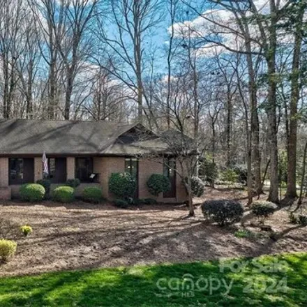 Buy this 3 bed house on 25 Fairway Ridge in Lake Wylie, York County
