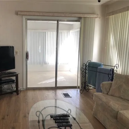 Image 3 - 5377 Forest Park Drive, Royal Coach Village, North Fort Myers, FL 33917, USA - Apartment for rent