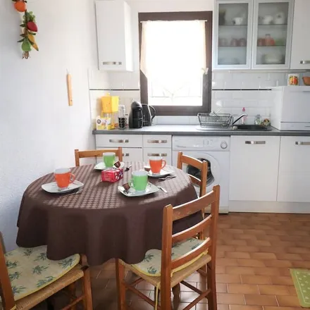 Rent this 2 bed apartment on Le Grau-du-Roi in Avenue des Arènes, 30240 Le Grau-du-Roi