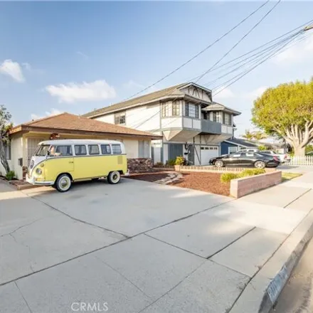 Buy this 5 bed house on 2147 Perry Avenue in Redondo Beach, CA 90278