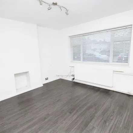 Rent this 1 bed apartment on Beech Street in London, RM7 7LA