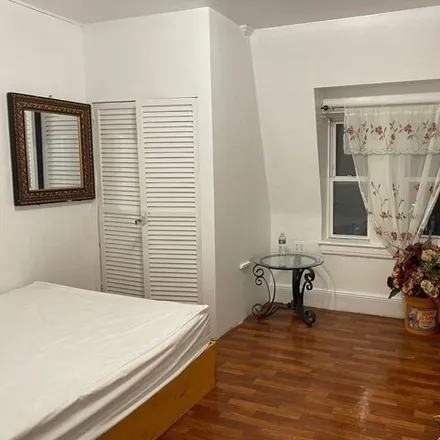Rent this studio house on 593 Westminster Road in New York, NY 11230
