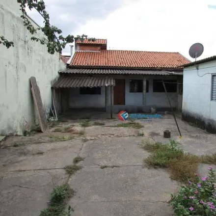 Buy this 3 bed house on Rua Francisco Soldado Lara in Vila Santana, Sumaré - SP